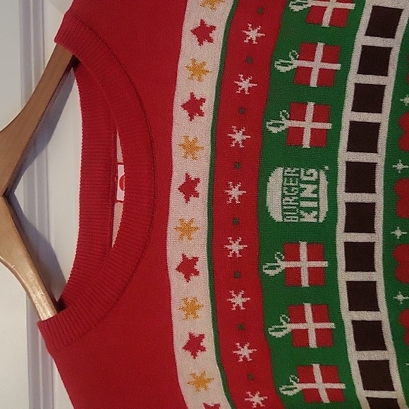 Quirky Burger King Sweater - Size XXL - GUC - Picture 2 of 6